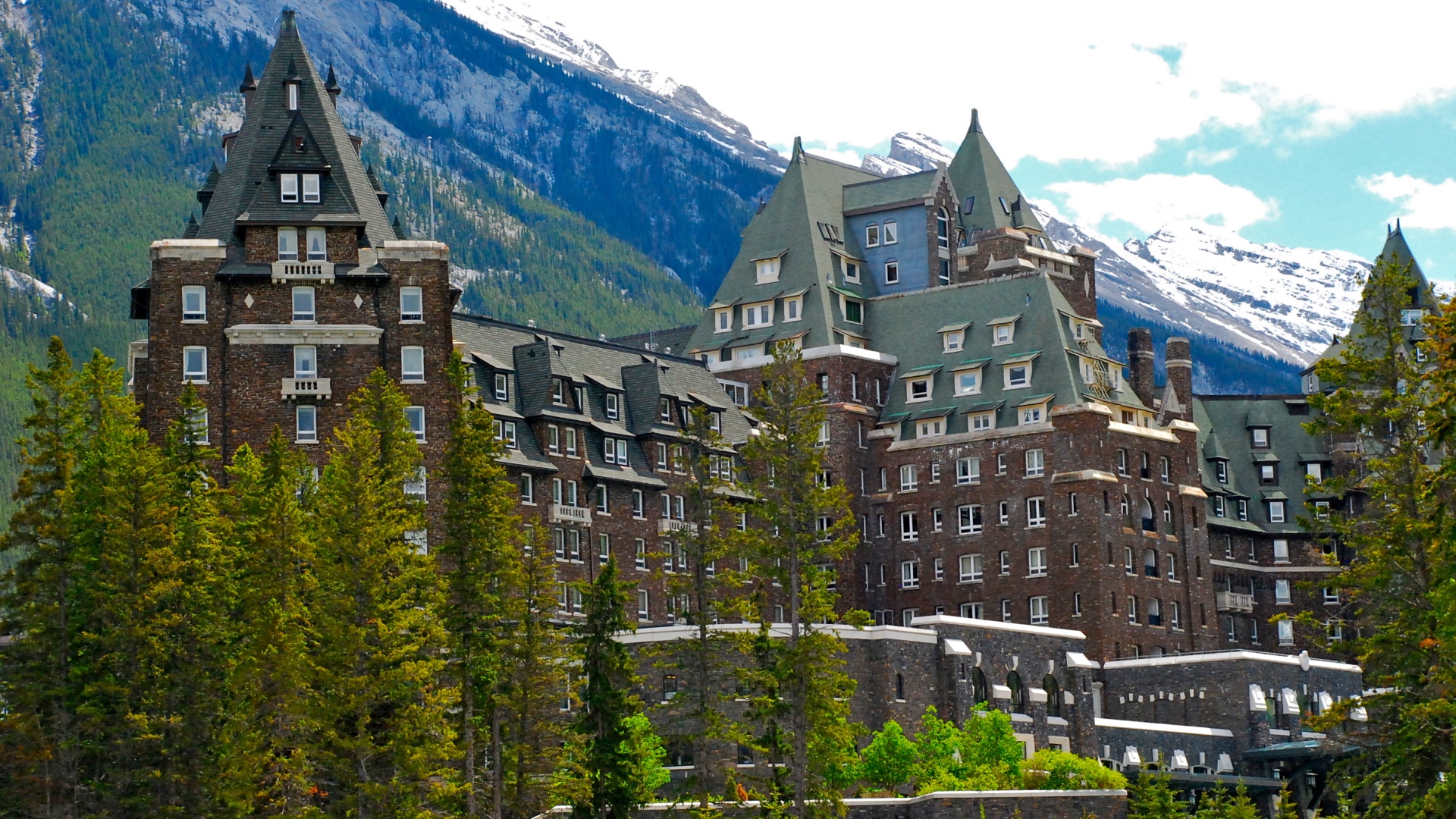 chinh-sach-dau-tu-tai-alberta-canada